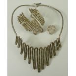 An Erik Dennung white metal abstract necklace, bracelet and ring, circa 1960s-70s, 5.57toz.