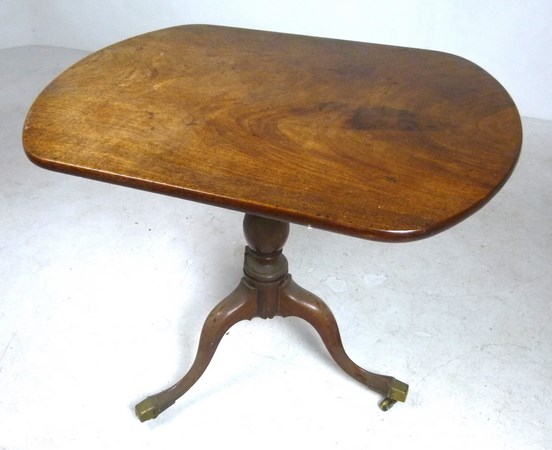 A 19th century mahogany tea table with rectangular top and tripod base, 84 by 60 by 73cm high. - Image 2 of 5