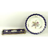 A Flight, Barr & Barr porcelain pen tray, reserve painted with 'Lough Water Castle,