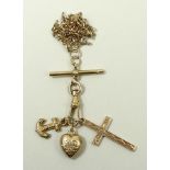 A 9ct gold belcher chain with T-bar and three pendants, comprising; heart, cross and anchor, 5.1g.