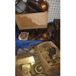 A large quantity of assorted clock and w