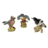 Three Beswick wild birds; magpie No.2305, jay No.2417 and kingfisher No.2371 (3).