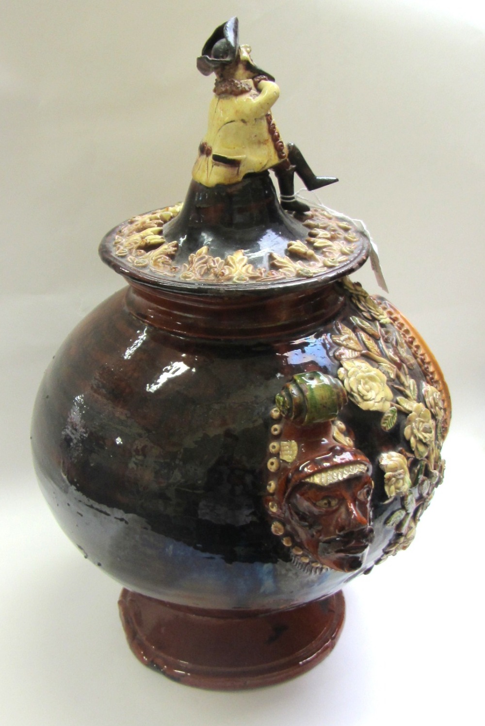 A Swiss pottery oviform cistern and cover, early 19th century, makers mark 'AO', with twin male - Image 2 of 5