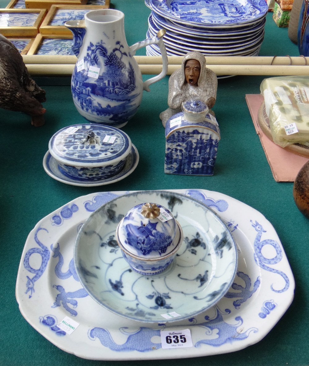 A group of European and Oriental blue and white ceramics, late 18th/19th century, - Image 3 of 3