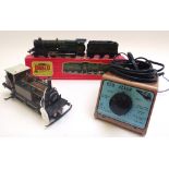 Railway interest; a Hornby Dublo 2221 electric locomotive and tender, 'Cardiff Castle', boxed,