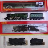 A Hornby 00 gauge locomotive and tender 'Flying Scotsman' boxed and a Hornby super detail