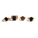 A gold and bloodstone set oval signet ring, a gold and agate set oval signet ring, detailed 18ct,