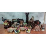 A quantity of ceramics, including Doulton character jugs,