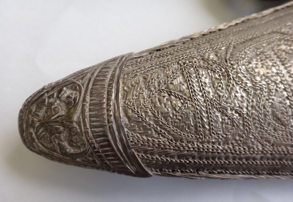 A presentation Middle Eastern Jambiya, with a shaped horn handle, - Image 10 of 16