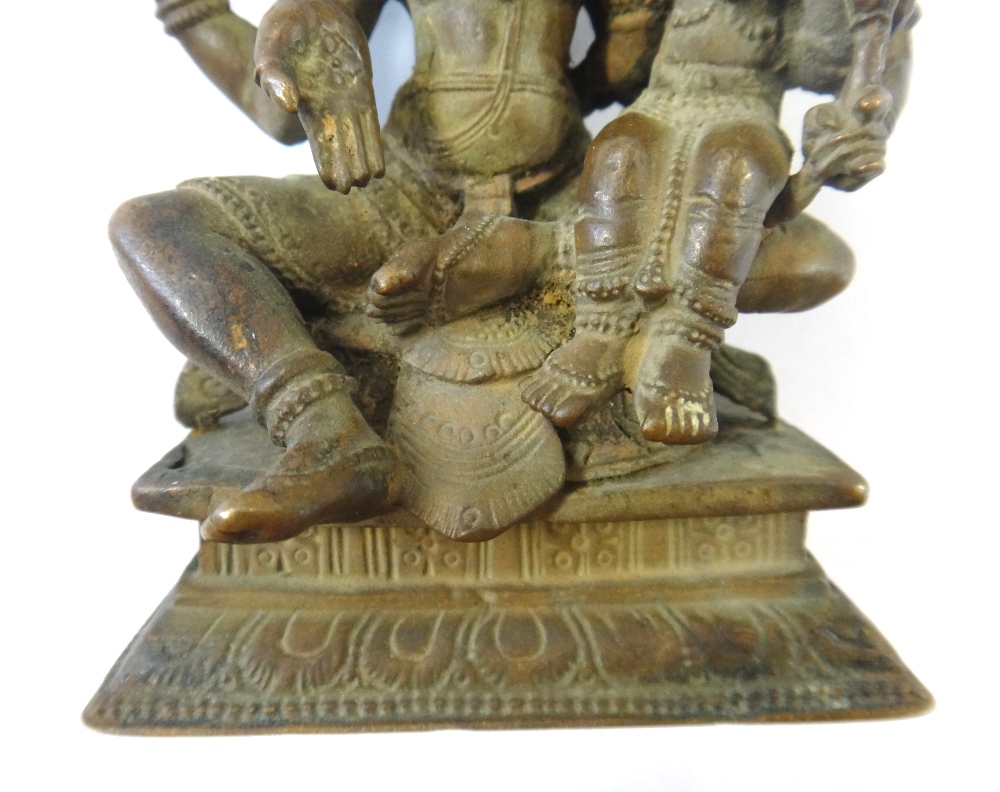 A bronze group of Shiva and Parvati, South India, 19th century, - Image 4 of 9