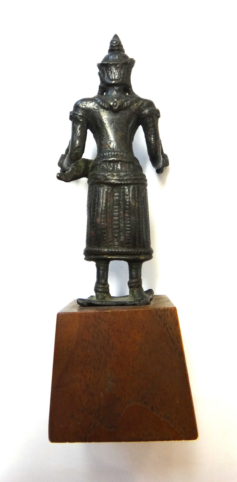 A Khmer bronze figure of a female deity, 13th century, - Image 8 of 10