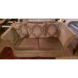 A good quality drop end knoll sofa uphol