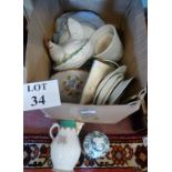 A box of decorative ceramics to include a chicken pot est: £30-£50 (BB34)