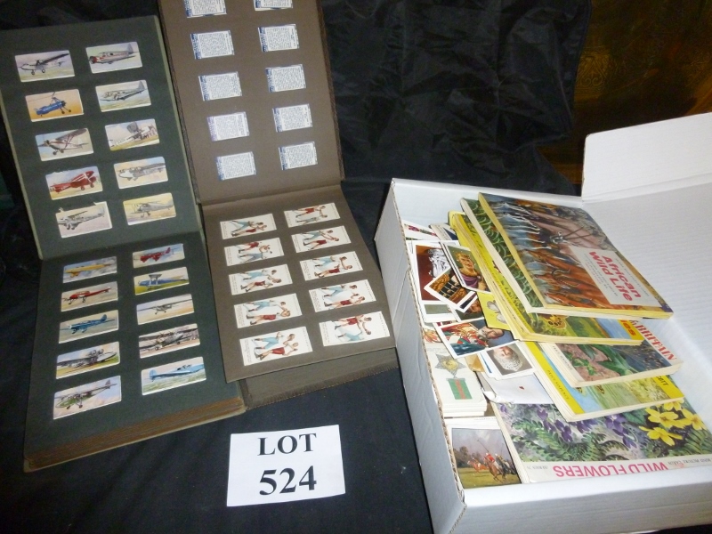 A large quantity of tea and cigarette cards and two albums est: £30-£50 (F7)