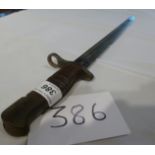 A WWI bayonet est: £20-£30