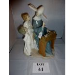 A Lladro figurine 'The Choir Practice' est: £100-£150 (B22)