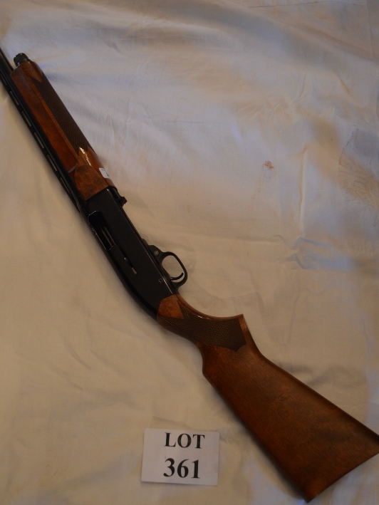 A Winchester single barrel 12 bore semi automatic shotgun serial no: N950458 (2 extra chokes and