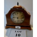 An early 20c mantel clock est: £30-£50 (G2)