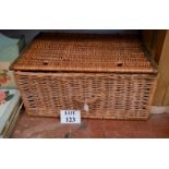 A wicker basket est: £15-£25 (BF23)