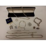 Collection of silver jewellery to includ