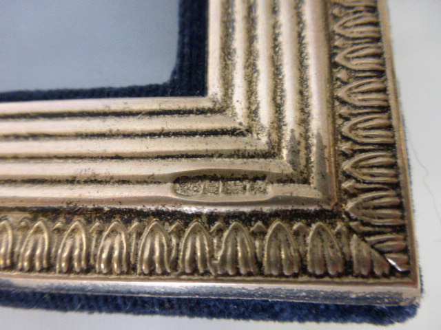 Silver photograph frame hallmarked Birmi - Image 2 of 2