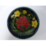 Moorcroft  large bowl decorated with fro