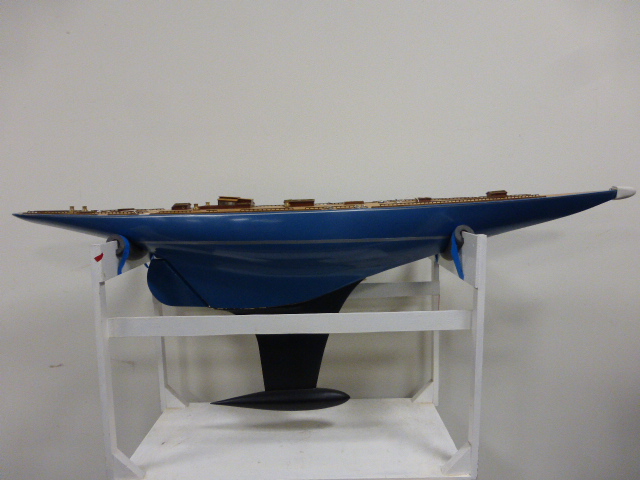 Remote Controlled Kit built Model Yacht "Endeavour" Amati 1/35 scale J class 1934 America`s Cup - Image 2 of 4