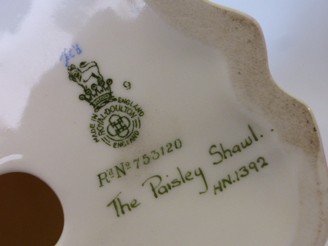 Royal Doulton Figurine 'The Paisley Shawl' HN1392, - Image 2 of 2