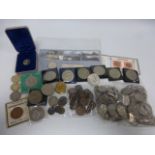 Coins - GB Quantity of Farthings inc Q/Victoria, Crowns, £2 coins, Half Crowns, Florins, Shillings,