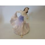 Royal Doulton Figurine 'A Gypsy Dance' HN2157