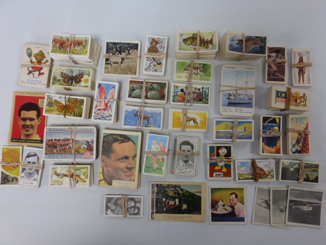 Large quantity of Tea and trade cards inc A&BC, Cardmaster, ATV Dotto & Snap, - Image 2 of 2