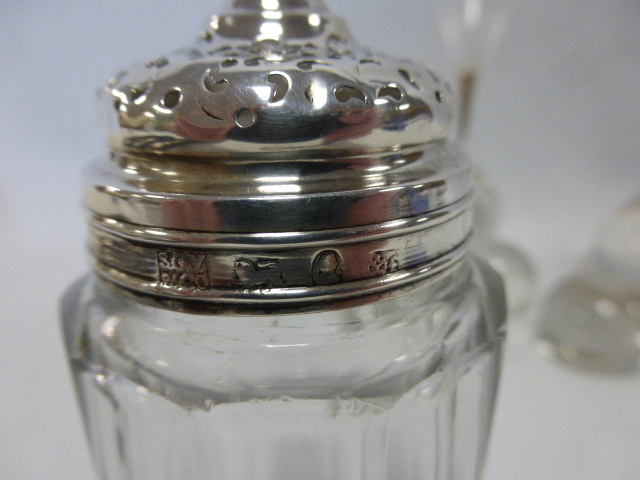 A George IV silver topped faceted glass muffineer hallmarked Sheffield 1829 together with three - Image 3 of 3