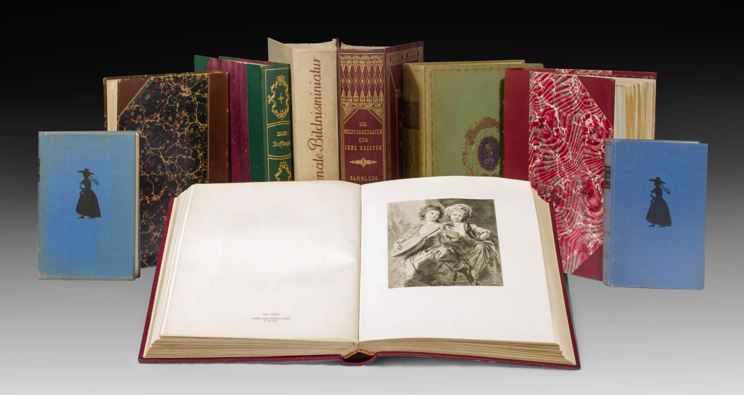 Sammlung von 10 antiquarischen Büchern zum Thema Miniaturen
Ernst Lemberger, « Meisterminiaturen aus