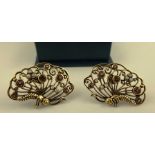 A PAIR OF DECORATIVE 9CT GOLD BUTTERFLY DESIGN EARRINGS, pearl and stone set