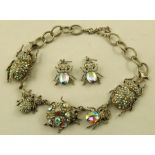 BUTLER & WILSON AN INSECT NECKLACE & MATCHING EARRINGS fashioned as a cacophony of insects, 40cm