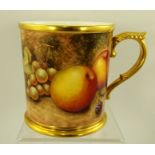 A LATE 20TH CENTURY ROYAL WORCESTER TANKARD, hand painted with summer fruits decoration in the