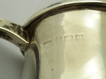 G.B. & CO. A SPUN SILVER MUG having rolled rim and moulded foot, Birmingham possibly 1906, 84g - Image 4 of 4