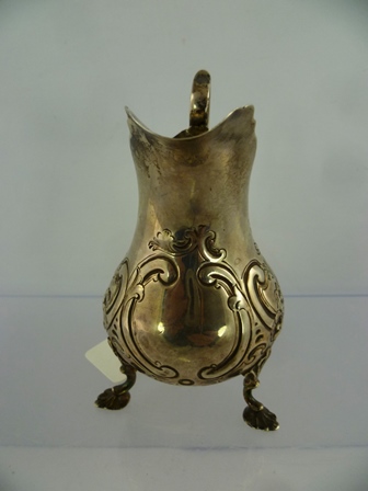 HENRY HOLLAND (of Holland Aldwinckle and Slater) A VICTORIAN SILVER CREAM JUG of Georgian design, - Image 3 of 4