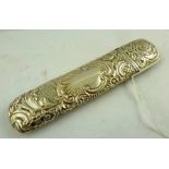 WILLIAM NEALE A SILVER SPECTACLE CASE with acanthus repousse decoration, Sheffield 1898, 16cm long