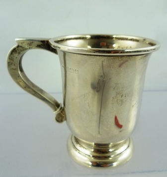 G.B. & CO. A SPUN SILVER MUG having rolled rim and moulded foot, Birmingham possibly 1906, 84g - Image 3 of 4
