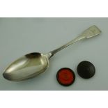 JOHN POWER A GEORGE III IRISH SILVER TABLE SPOON of fiddle pattern, Dublin 1815 engraved with a