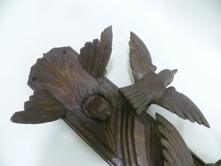 A BLACK FOREST CARVED OAK WALL BRACKET with birds in flight decoration, c1890, 74cm wide - Image 3 of 4