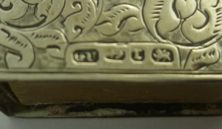 TWO SILVER CRUMB BRUSHES, a plain silver VESTA CASE, an engraved silver MATCH SLIDE, an early 20th - Image 3 of 4