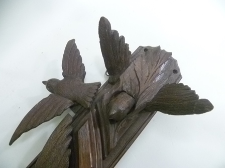 A BLACK FOREST CARVED OAK WALL BRACKET with birds in flight decoration, c1890, 74cm wide - Image 2 of 4
