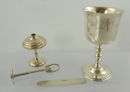 BARKER ELLIS SILVER CO. A 20TH CENTURY SILVER GOBLET, Birmingham 1972, 140g., together with THREE