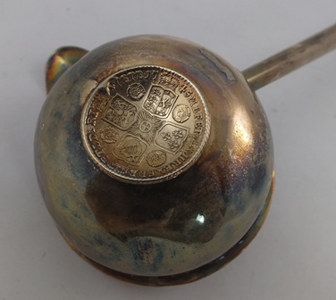 A GEORGIAN SILVER TODDY LADLE having bowl with spout and coin set base and whale bone handle - Image 3 of 5