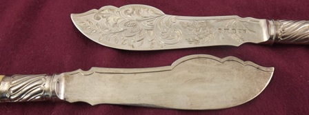 ARTHUR PRIESTLEY & CO. A PAIR OF SILVER BLADED BUTTER KNIVES, having chased decoration with ivory - Image 6 of 8