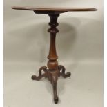 A LATE VICTORIAN MAHOGANY OCCASIONAL TABLE, having oval top with moulded edge, baluster turned and