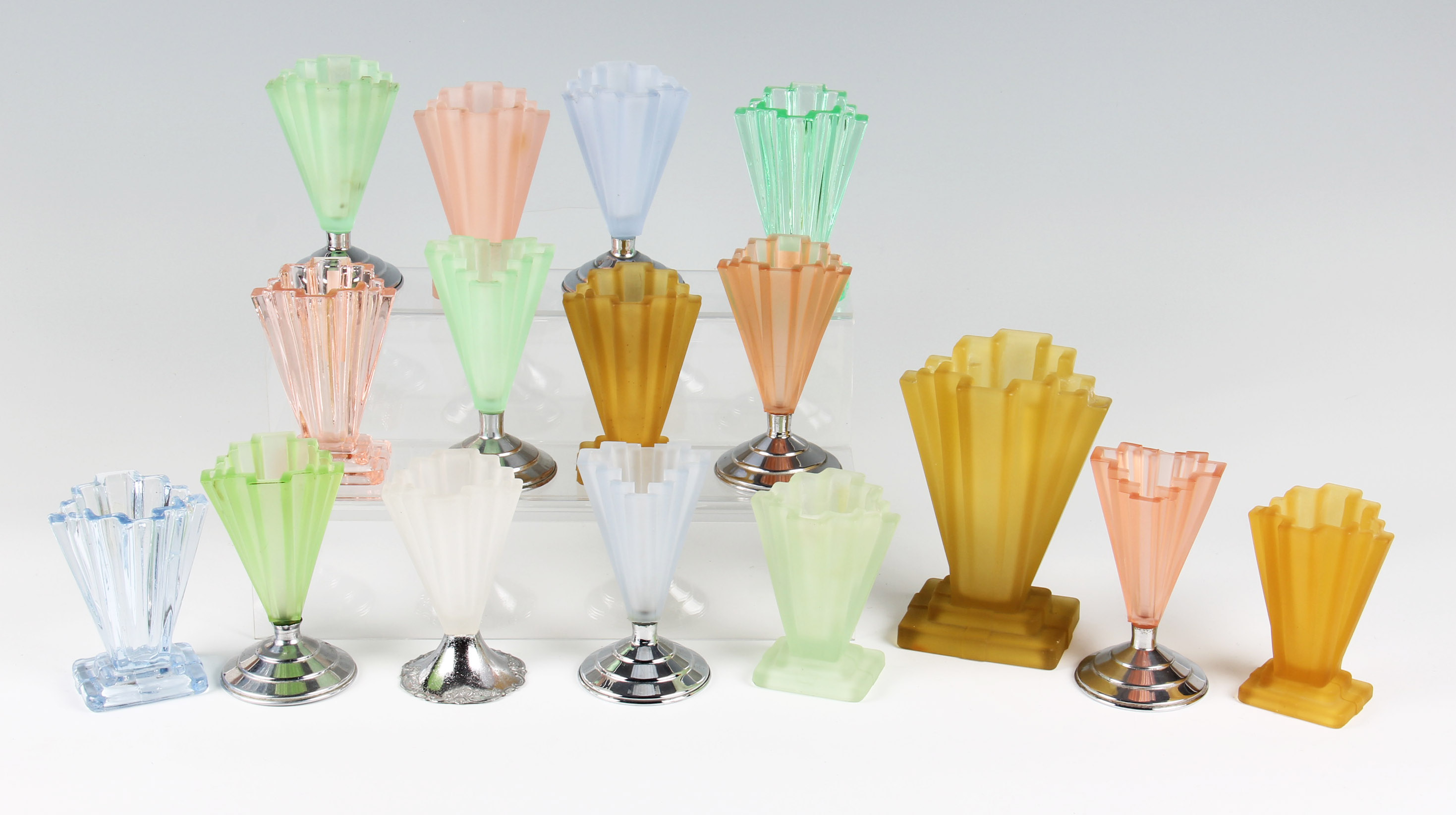 A group of sixteen Bagley pressed glass Art Deco Grantham pattern vases
