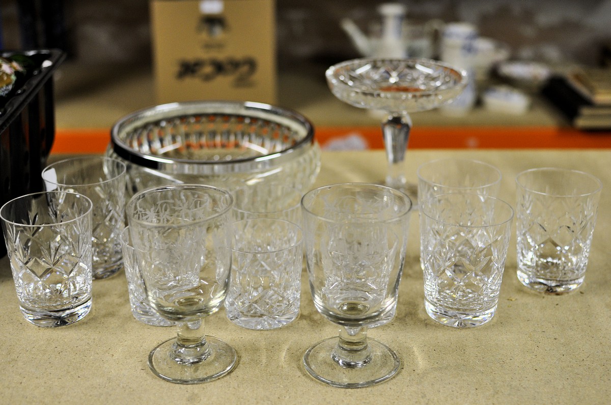 A pair of etched glass Rummers, six cut Whisky tumblers, six smaller tumblers, glass tazza and a